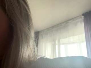 Live webcam model mechellewensman on Soda Cams