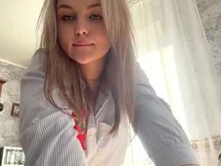 mechellewensman webcam