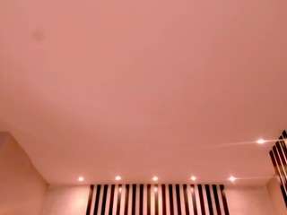 le modèle rebeccawest est en webcam porno dans un show sur le site camsoda, il possède les tags suivants: ass bouncing,ass clapping,big tits,bj,blowjob,curvy,fingering,flashing,full nudity,handjob,orgasm,hd