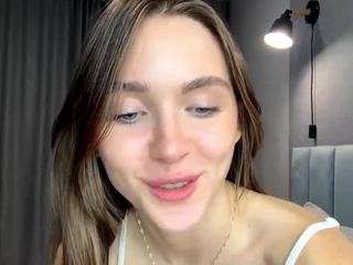Veluxe live cam preview