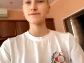 Live webcam model williecallander on Soda Cams