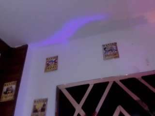 evesinclaiir's CamSoda show and profile