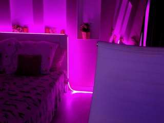 Live webcam model maoandlulu on Soda Cams