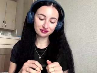 le modèle dagmarlambros est en webcam porno dans un show sur le site camsoda, il possède les tags suivants: anal toys,sexy,lingerie,naked,natural,nature,no drinking,pov,public,pussy,skinny,granny,smoking,spank,squirter,strip,striptease,tattoos,tease,teen 18