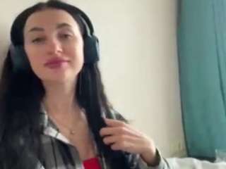 Live webcam model dagmarlambros on Soda Cams