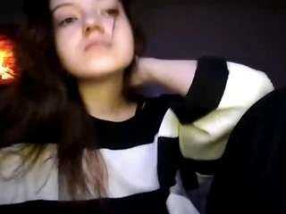 mercedezdonelan webcam