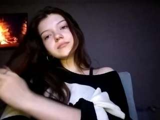 mercedezdonelan webcam