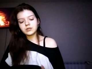 Live webcam model mercedezdonelan on Soda Cams