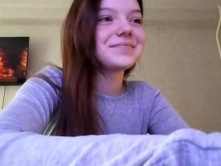 Live webcam model mercedezdonelan on Soda Cams