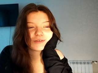 Live webcam model mercedezdonelan on Soda Cams