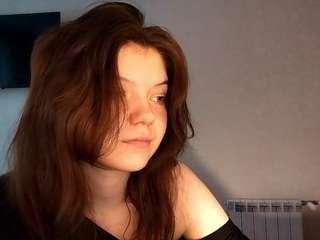 Live webcam model mercedezdonelan on Soda Cams