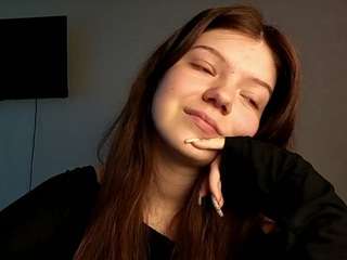 mercedezdonelan Live Webcam on CamSoda