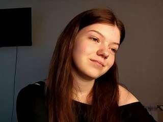 mercedezdonelan Live Webcam on CamSoda