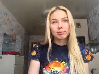 sharlenesalzl Live Webcam on CamSoda