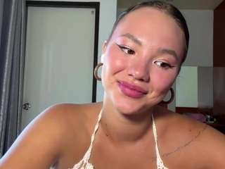 Live webcam model stefanievelotta on Soda Cams