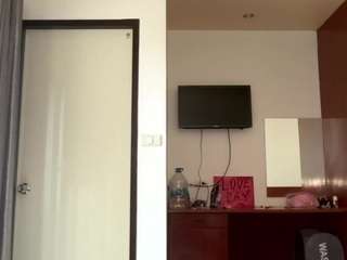 Live webcam model stefanievelotta on Soda Cams