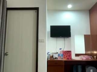 Live webcam model stefanievelotta on Soda Cams