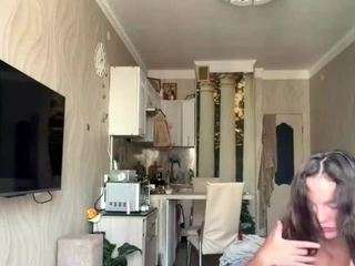 stefanievelotta