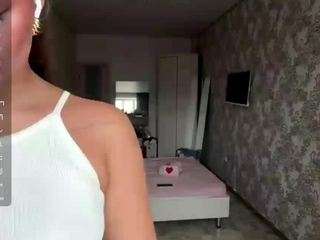 stefanievelotta