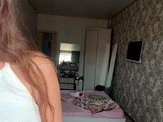 stefanievelotta