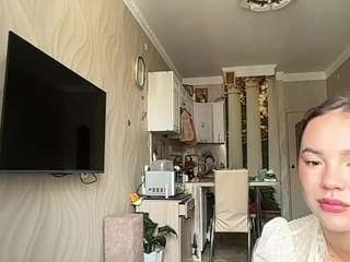 stefanievelotta