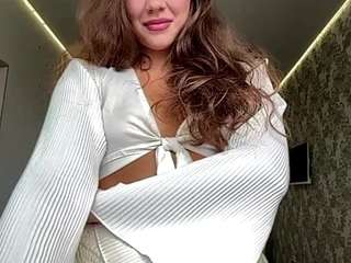 stefanievelotta