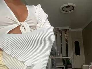 stefanievelotta
