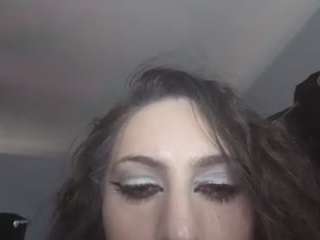 vixenkitten999 Live Webcam on CamSoda