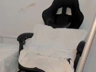 le modèle abrilcastroo est en webcam porno dans un show sur le site camsoda, il possède les tags suivants: anal,anal toys,skinny,pussy,no smoking,naked,gape,fingers,fetish,drinking,double penetration,dildo,cum,creampie,cowgirl,brown eyes,asshole,ass to mouth,brown hair,latina