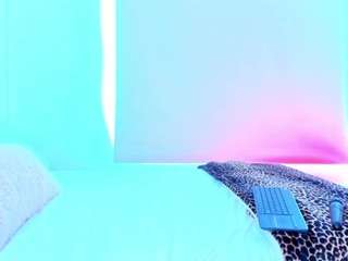 Live webcam model alessia-kat on Soda Cams