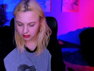 aria-blaze1 Live Webcam on CamSoda