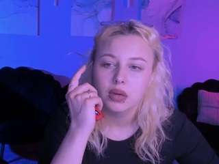 aria-blaze1's CamSoda show and profile