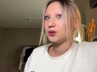 Live webcam model belkisbrienen on Soda Cams