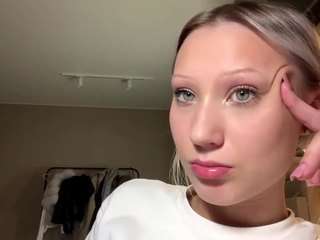 Live webcam model belkisbrienen on Soda Cams