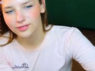 DariaAngels live cam preview