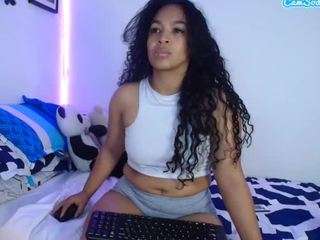 gabyyalvarez Live Webcam on CamSoda