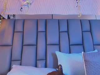 Lana-Slim live webcam show
