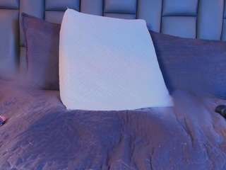 Lana-Slim live webcam show