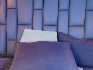 Lana-Slim live webcam show
