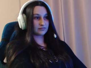 Live webcam model lorenayarnell on Soda Cams