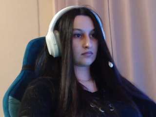 Live webcam model lorenayarnell on Soda Cams