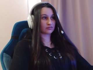 Live webcam model lorenayarnell on Soda Cams