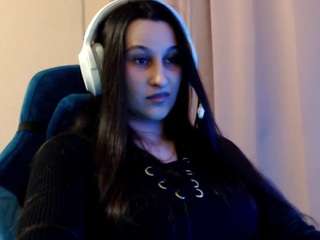 Live webcam model lorenayarnell on Soda Cams