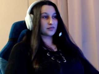 Live webcam model lorenayarnell on Soda Cams