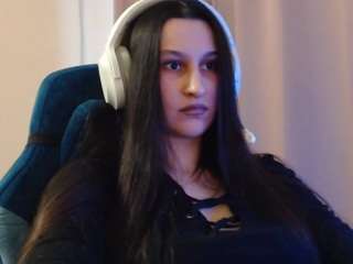 Live webcam model lorenayarnell on Soda Cams