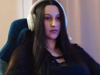 Live webcam model lorenayarnell on Soda Cams