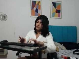 madisson-jones1 Live Webcam on CamSoda
