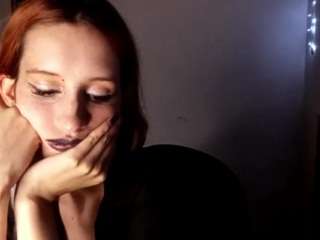 Live cam show with MariettaMaddock