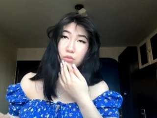 marlenabuchetto's CamSoda show and profile