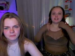 Live webcam model mia-blazing on Soda Cams